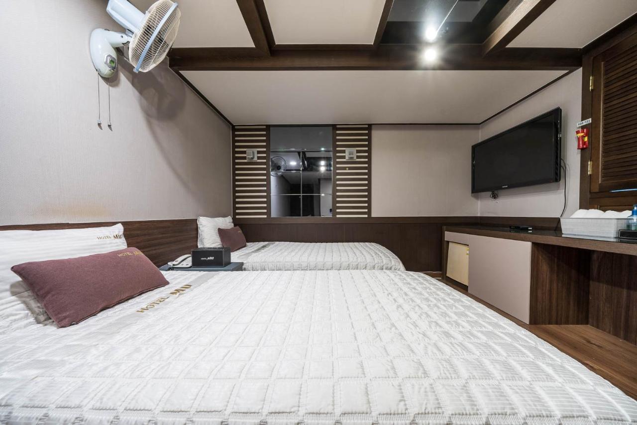 Mu Hotel Sasang Bagian luar foto