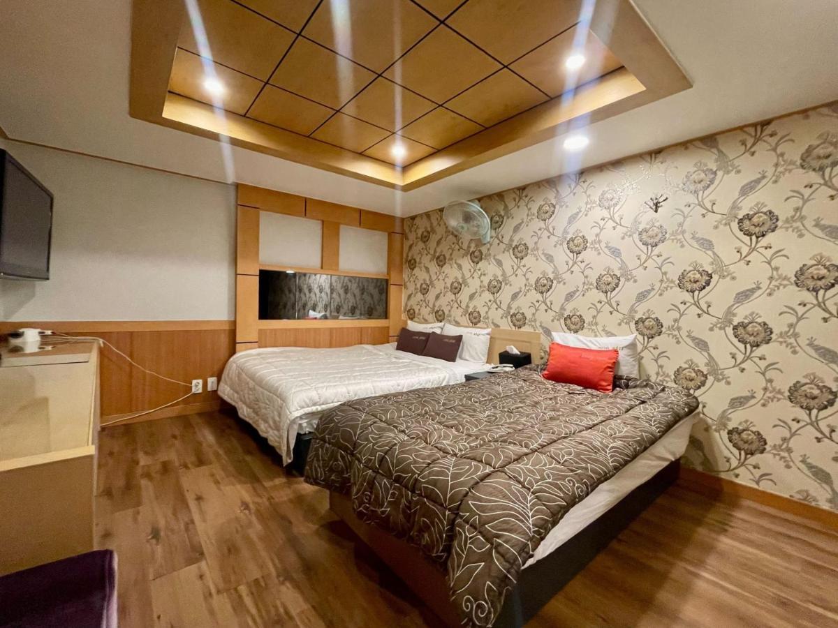 Mu Hotel Sasang Bagian luar foto